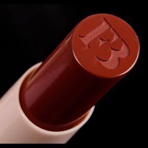 Fenty Beauty matte lipstick